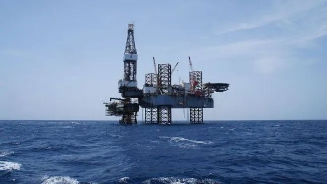 El gobierno de Javier Milei acelera la ofensiva contra empresas dedicadas a la extracción de petróleo en Malvinas sin autorización argentina. 