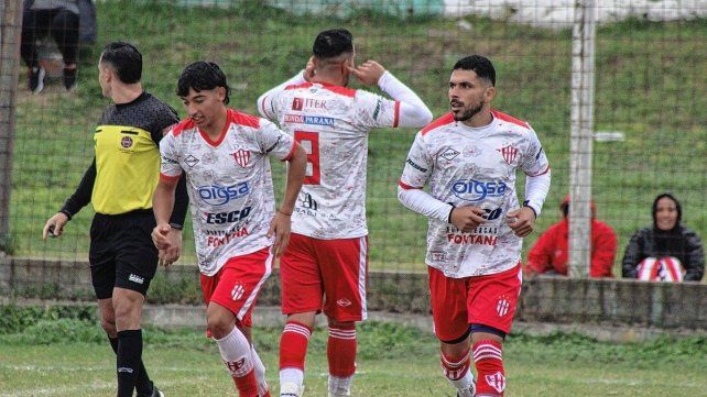 Atlético Paraná es el nuevo líder de la Liga Paranaense