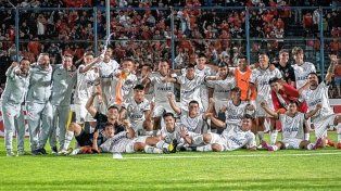 Independiente y Tigre definirán la Copa Proyección de Reserva el martes 5 en cancha de Lanús.