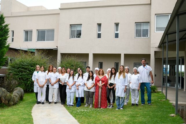 Parte del amplio equipo de profesionales que desempeña sus tareas en PlusVita.
