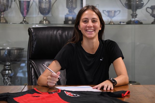 El día que firmó su primer contrato con Newells