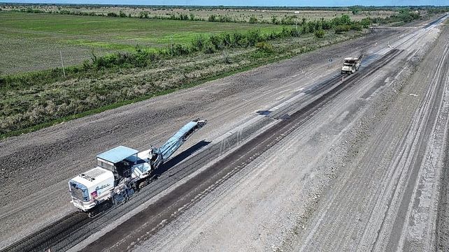 Segunda etapa. Adjudicaron la repavimentación de 37 km de la Ruta Provincial Nº 1 entre Saladero Cabal y San Javier.