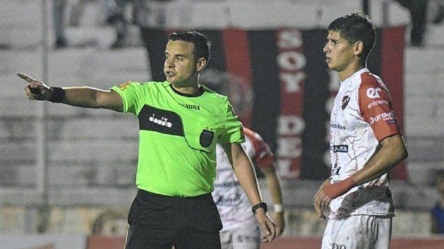 Fabricio Llobet controlará por segunda vez a Colón