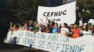 “Que la universidad abra sus puertas al pueblo, o el pueblo las derrumbará”
