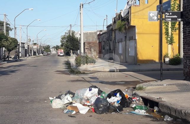 El ingreso al populoso barrio San Lorenzo por calle Entre Ríos