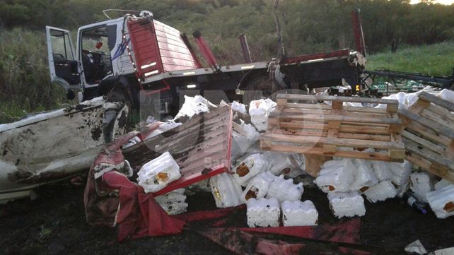 Un vuelco con suerte sobre la ruta provincial 4