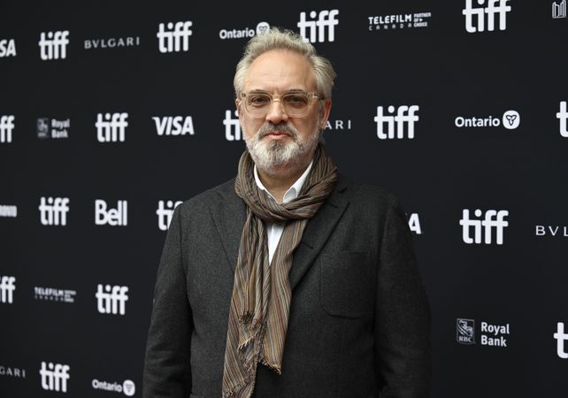 Sam Mendes hará cuatro films