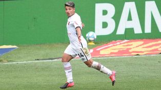 El delantero Palacios fue el mejor de la cancha.