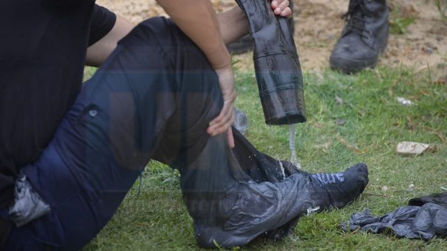 La policía suspendió la búsqueda de Fiorella en el arroyo Antoñico