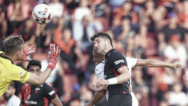 Colón sufrió 10 goles en los últimos cuatro partidos.