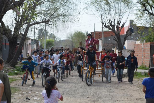La Orden de la Bicicleta llenó de color y alegría a Barranquitas
