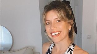 Laurita Fernández y el espejo de fondo donde aparecieron unos pies.