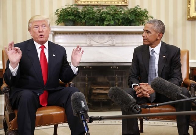 gesto. Trump no pudo evitar sus conocidas gesticulaciones