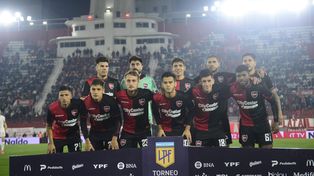 Arriba: Guillermo Ortiz, Lucas Hoyos, Juan Sforza, Gustavo Velázquez y Jorge Recalde. Abajo: Iván Gómez, Ramiro Sordo, Ángelo Martino, Cristian Ferreira, Brian Aguirre y Jherson Mosquera.&nbsp;