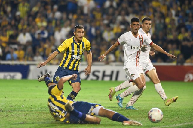 Central venció a Estudiantes y la fiesta canalla la desató el gol de Marco Ruben