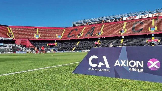 Colón recauda alquilando su estadio para la Copa Argentina