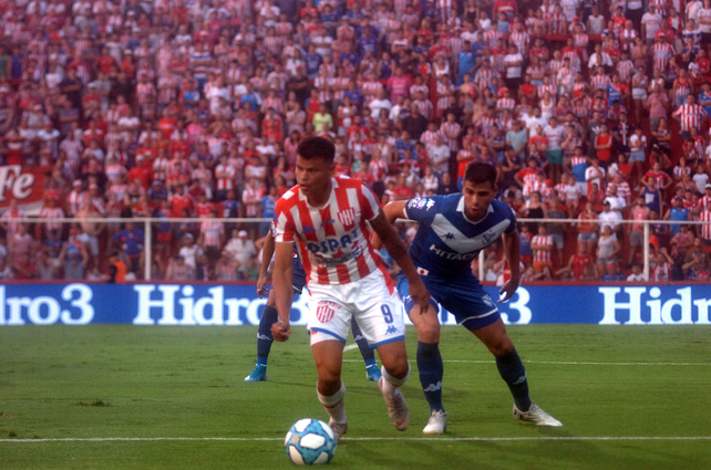 Unión pedirá cambiar el día del partido ante Vélez