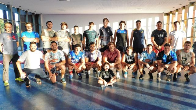 El seleccionado de la Unión Santafesina de Rugby se prepara para jugar el Seven de la República en Paraná.
