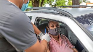 Confirmaron casos de las cepas de Manaos y de la británica