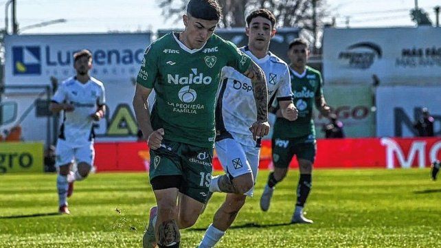 Sarmiento e Independiente armaron un atractivo empate en Junín Sarmiento e Independiente armaron un atractivo empate en Junín