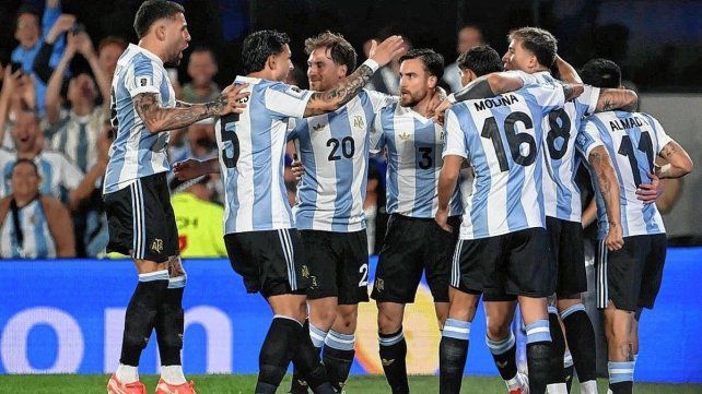 La Selección Argentina cierra las Eliminatorias visitando a Ecuador. La Selección Argentina cierra las Eliminatorias visitando a Ecuador.