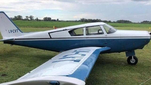 Un avión argentino cayó en Uruguay y murieron sus dos tripulantes