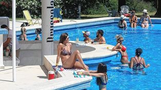 El verano se vive a pleno en el club de verano de Brusselas.