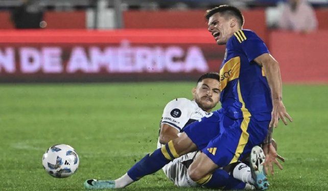 Kevin Zenón sufrió una infracción de Garayalde.