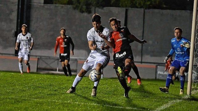 El minuto a minuto del partido Defensores de Belgrano-Colón El minuto a minuto del partido Defensores de Belgrano-Colón