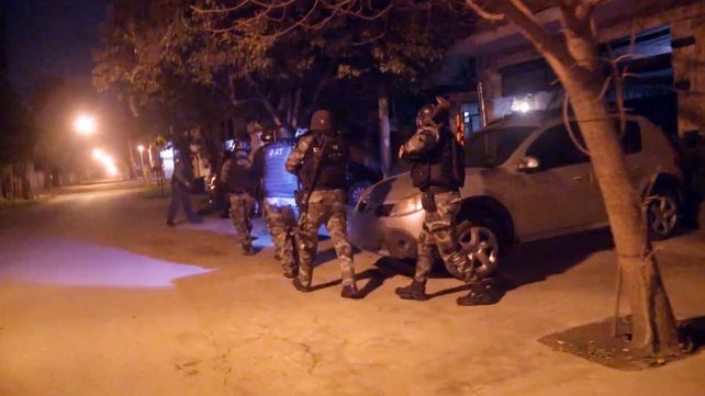 Imputaron a siete cómplices de la banda de Fran Riquelme que disputó el territorio a los tiros con Los Monos