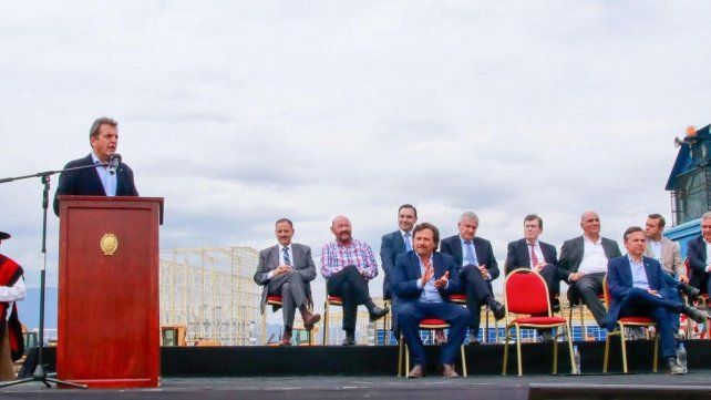 Sergio Massa encabezó un encuentro con gobernadores oficialistas y opositores