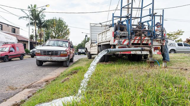 Agua potable: vecinos de varios barrios reclaman el servicio