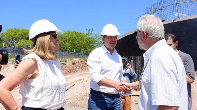 Bahl y Romero observaron el avance de la obra del Planetario