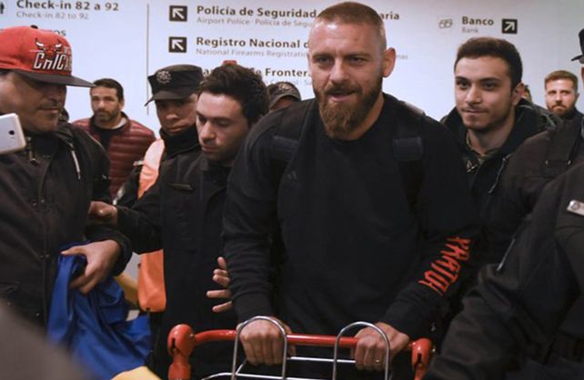 De Rossi llegó al país para jugar en Boca