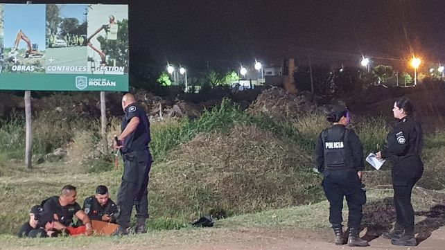 El ejemplar hembra se guareció en tubos de desagüe de donde finalmente fue rescatada.