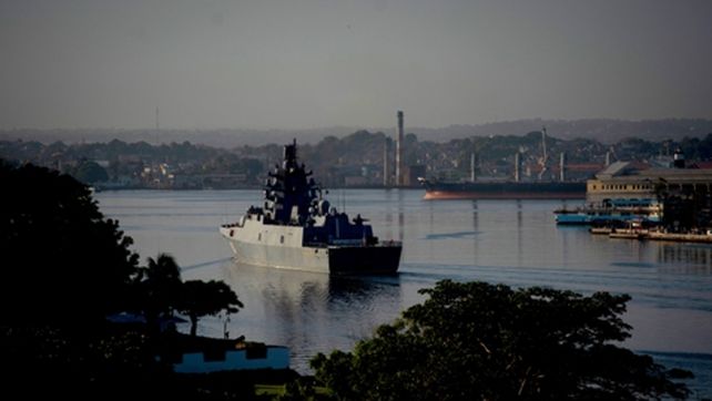 Guerra fría. La fragata rusa Gorshkov ingresa al puerto de La Habana.