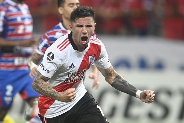 Enzo Fernandez marcó de penal para River.&nbsp;