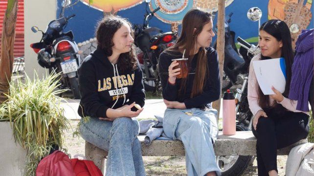 El 40% de los adolescentes de la provincia cree que no hay un espacio que los contenga.