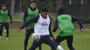 Diego Armando Díaz podría tener su estreno como titular en Patronato.