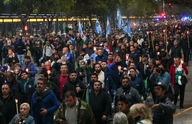 Una multitud participó de la marcha en homenaje a Evita.