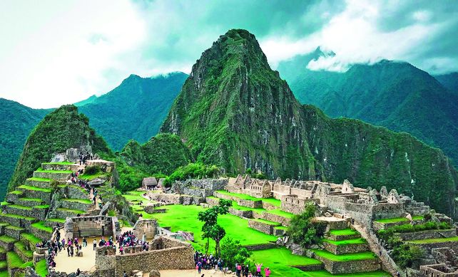 Cuzco está ubicada entre la cordillera de las Sierras del Sur y ofrece extensos paisajes naturales para disfrutar.