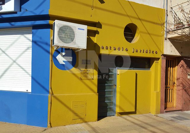 Forzaron la puerta y robaron un estudio jurídico en Bº Constituyentes