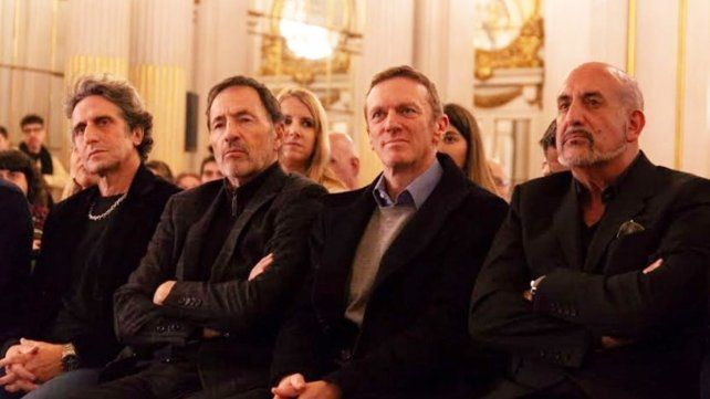 El actor reveló que la película de la serie no se hará. Atribuyó la cancelación a decisiones de la productora y dejó en claro que el elenco quedó al margen