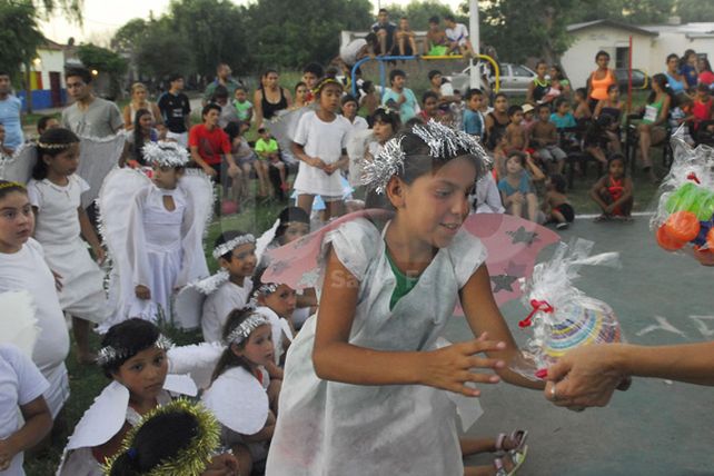 Por una sonrisa de los niños para iluminar y celebrar esta Navidad