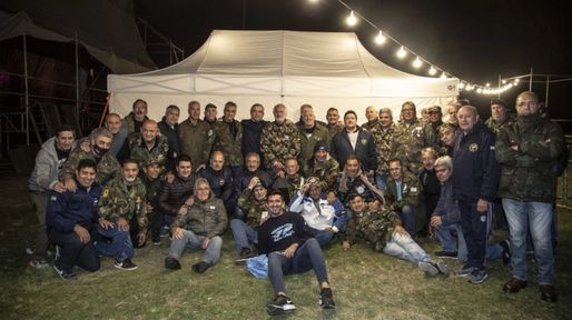 Vigilia por Malvinas: comienza el homenaje a los ex combatientes frente al Monumento a la Bandera