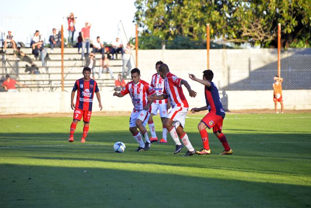 Atlético Paraná sigue sin poder cantar victoria en el Federal A. El Depro conservó su invicto.&nbsp; 