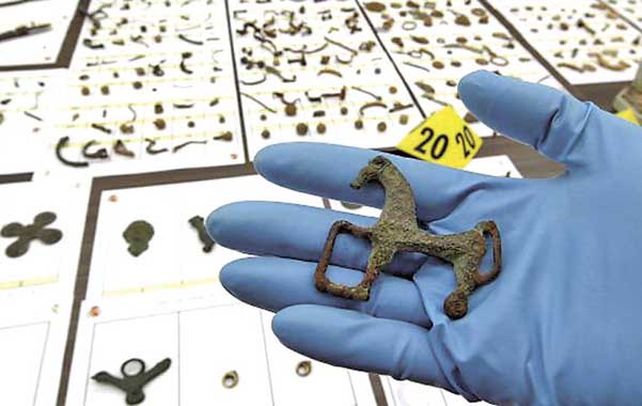 Excepcional. Entre el botín del expoliador se hallaron joyas y monedas.
