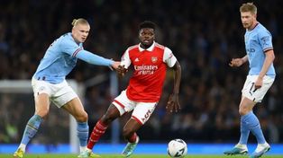City y Arsenal protagonizarán el partido más esperado del torneo en la Premier League.
