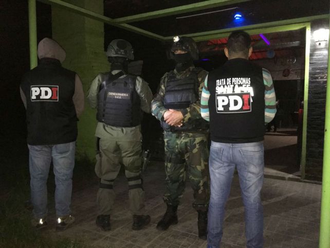 En acción. Los agentes de la PDI