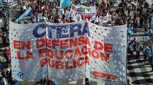 Ctera impulsó una demanda por la paritaria docente que había sido modificada por Javier Milei